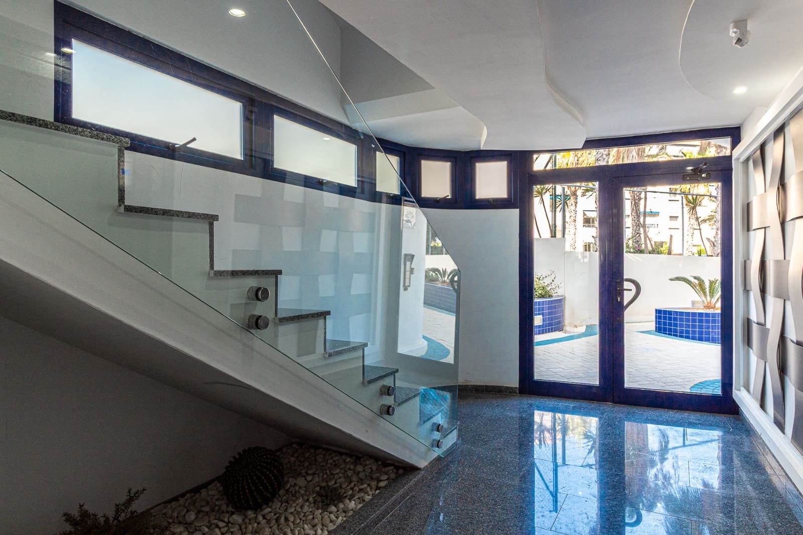 2 chambre Penthouse à vendre à Punta Prima avec piscine garage - 595 000 € (Ref: 9204897)