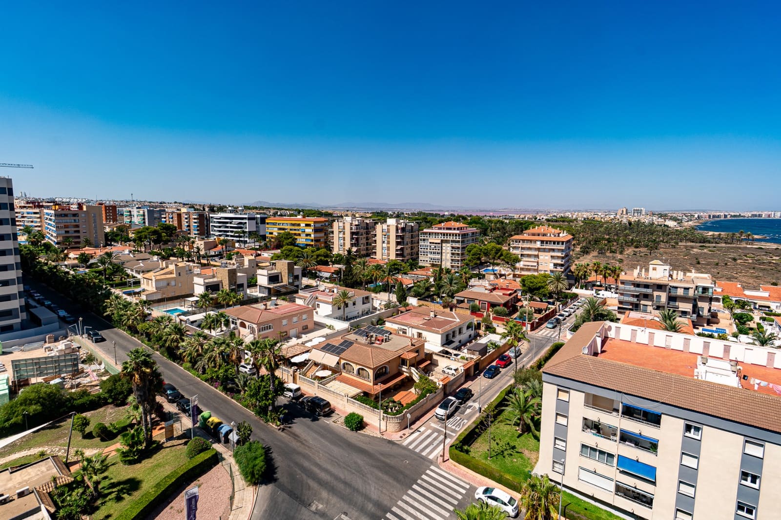 2 chambre Penthouse à vendre à Punta Prima avec piscine garage - 595 000 € (Ref: 9204897)