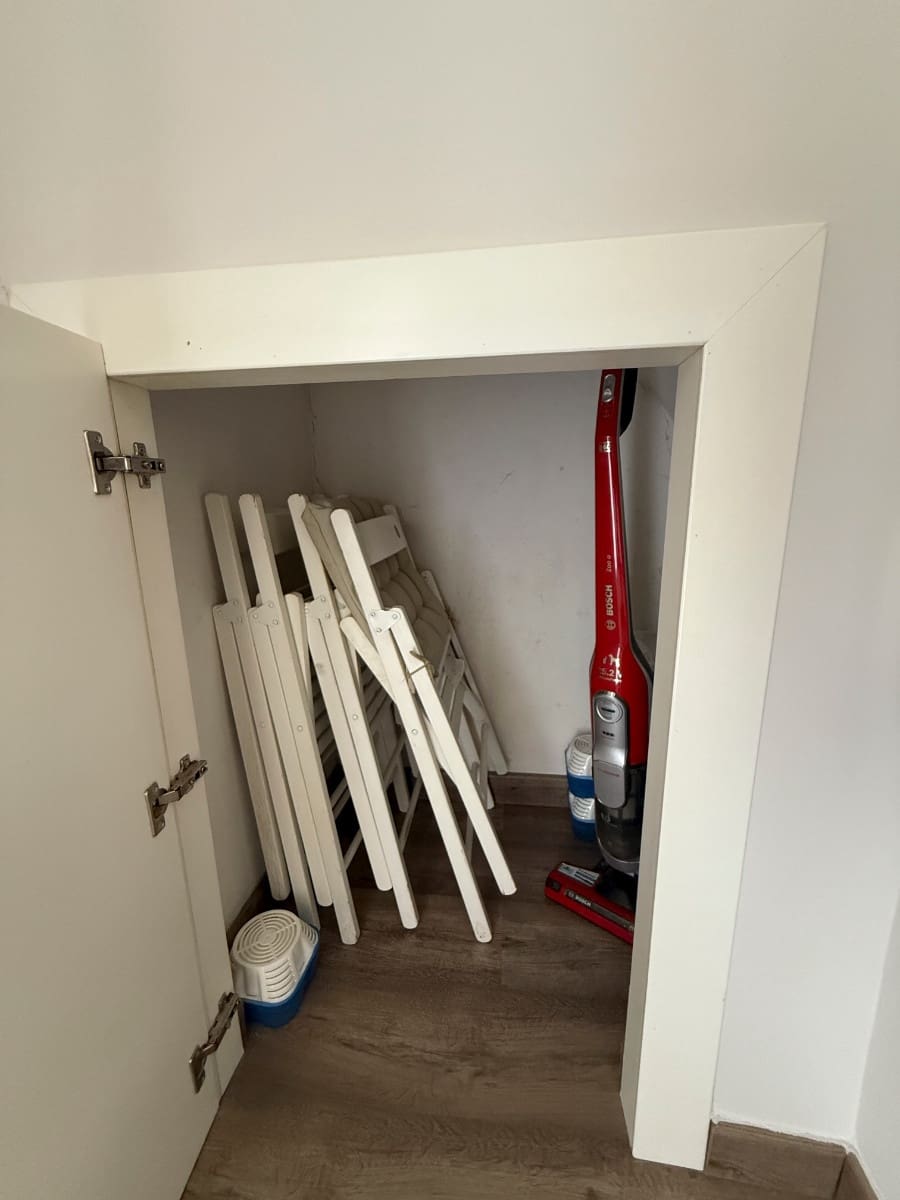 3 makuuhuone Omakotitalo vuokrattavana paikassa Los Balcones mukana uima-altaan - 1 100 € (Ref: 9219190)