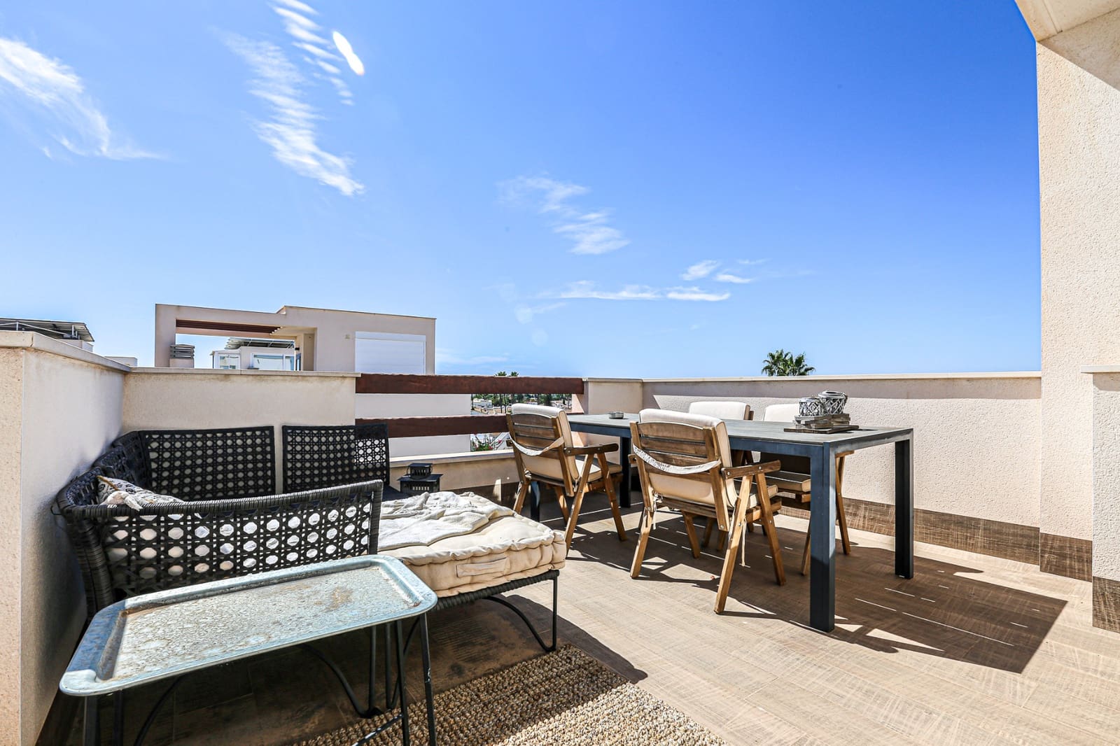 3 slaapkamer Villa te koop in Dona Pepa met zwembad - € 550.000 (Ref: 9223652)