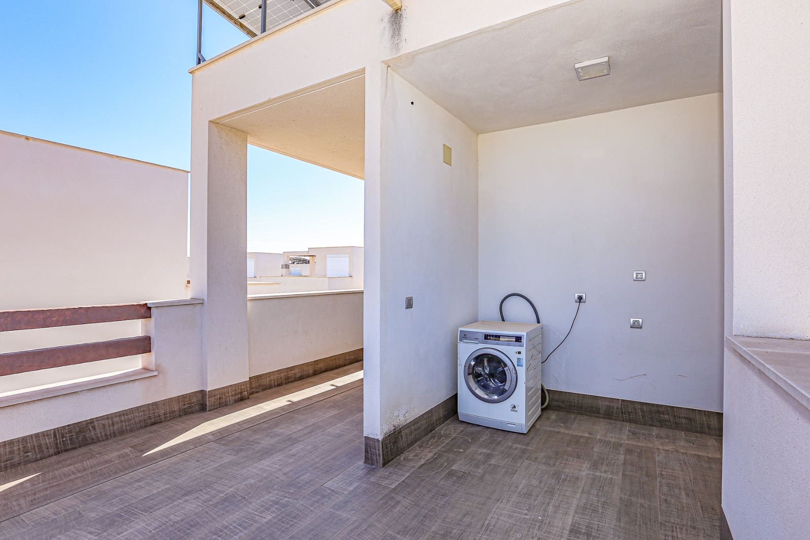 3 slaapkamer Villa te koop in Dona Pepa met zwembad - € 550.000 (Ref: 9223652)