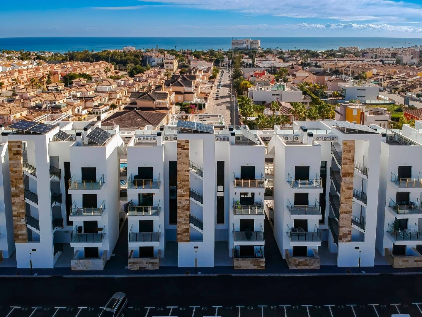 2 soveværelse Penthouse til salg i La Zenia med swimmingpool - € 449.000 (Ref: 9235485)