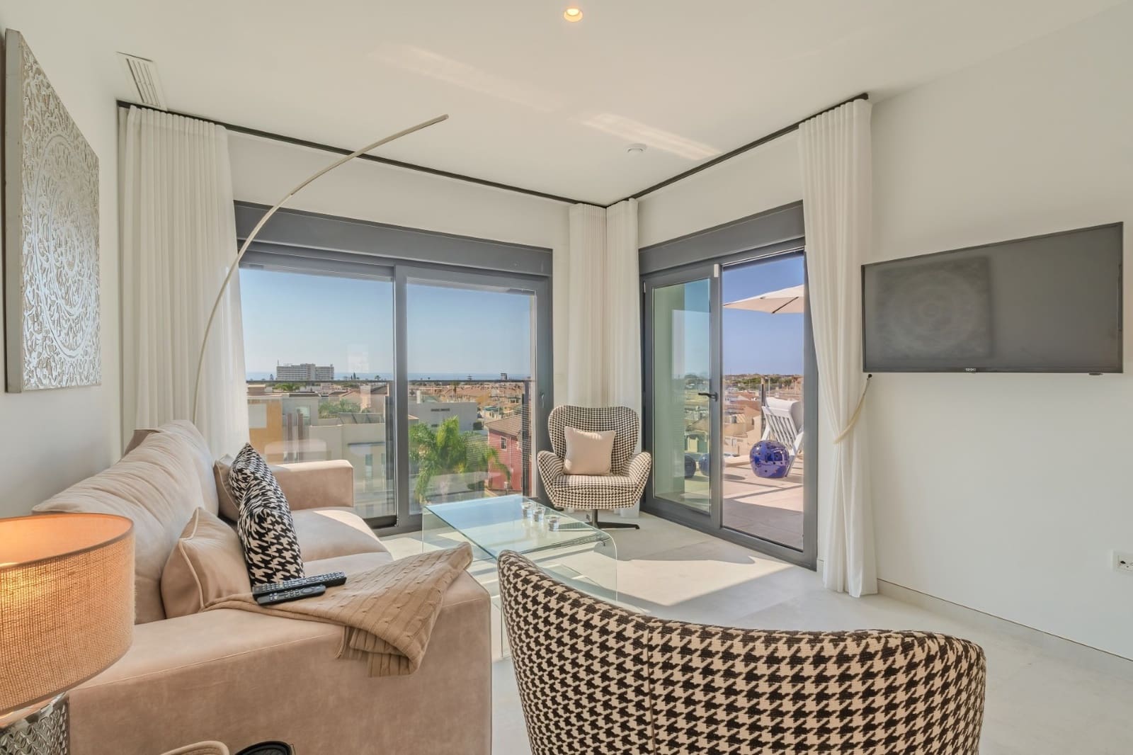 2 soveværelse Penthouse til salg i La Zenia med swimmingpool - € 449.000 (Ref: 9235485)