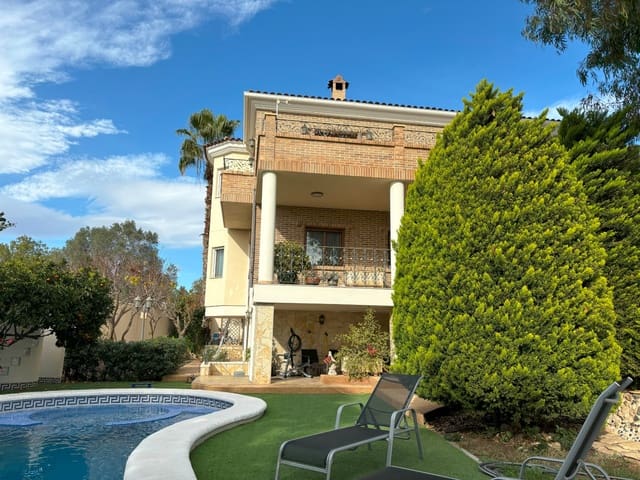 5 bedroom Villa for sale in Ciudad Quesada, Rojales with pool - € 630,000 (Ref: 9253808)