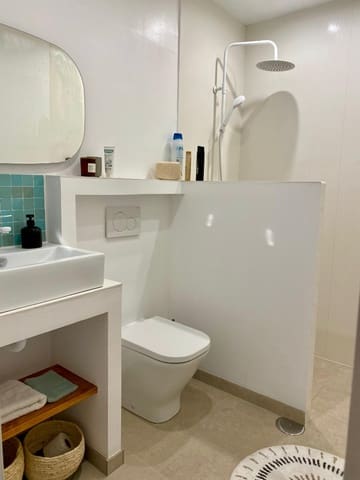 Apartamento de 2 habitaciones en Cabo Roig, Orihuela en venta con piscina - 275.900 € (Ref: 9253978)