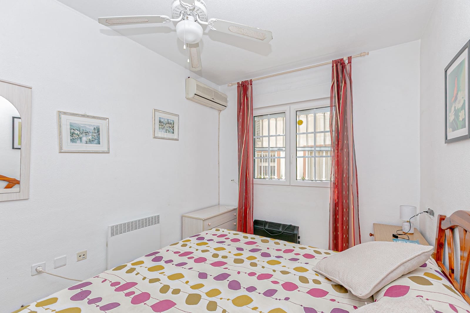 2 slaapkamer Appartement te koop in Playa Flamenca met zwembad - € 199.999 (Ref: 9268958)