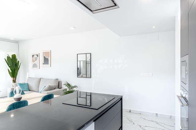 2 soveværelse Lejlighed til salg i Los Altos med swimmingpool garage - € 299.900 (Ref: 9279675)