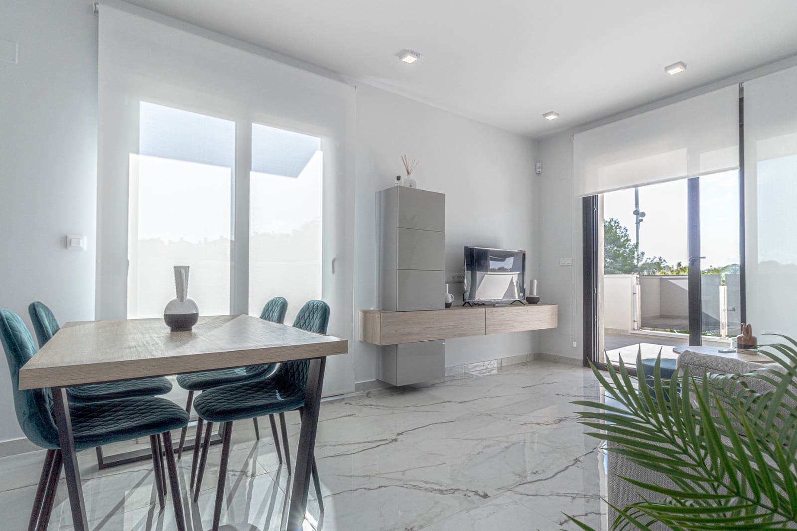 2 chambre Appartement à vendre à Los Altos avec piscine garage - 299 900 € (Ref: 9279675)