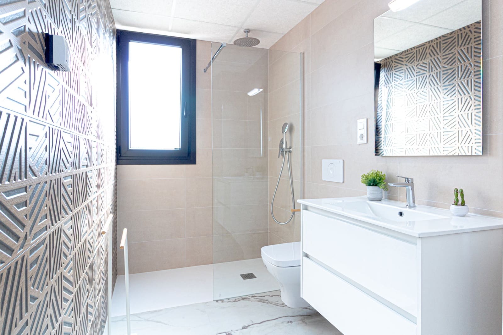 2 chambre Appartement à vendre à Los Altos avec piscine garage - 299 900 € (Ref: 9279675)