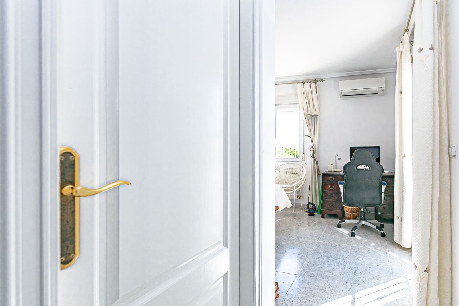 4 Zimmer Villa zu verkaufen in Campoamor mit Pool Garage - 860.000 € (Ref: 9283483)