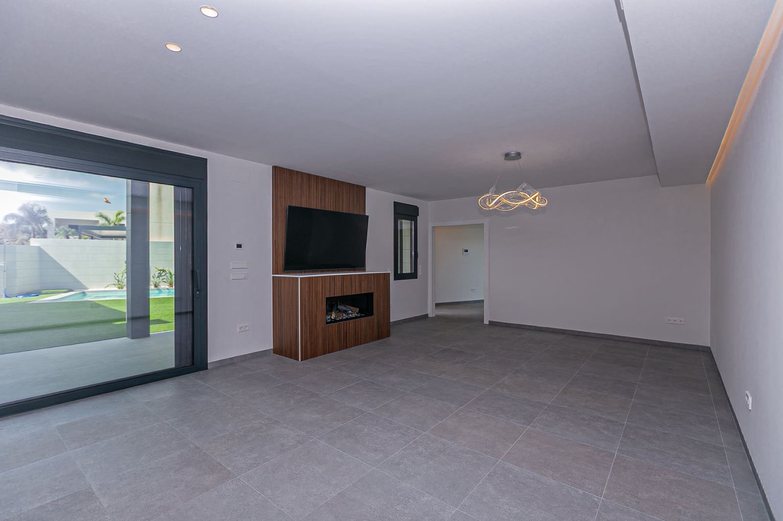 5 bedroom Villa for sale in San Pedro del Pinatar with pool garage - € 1,300,000 (Ref: 9296513)