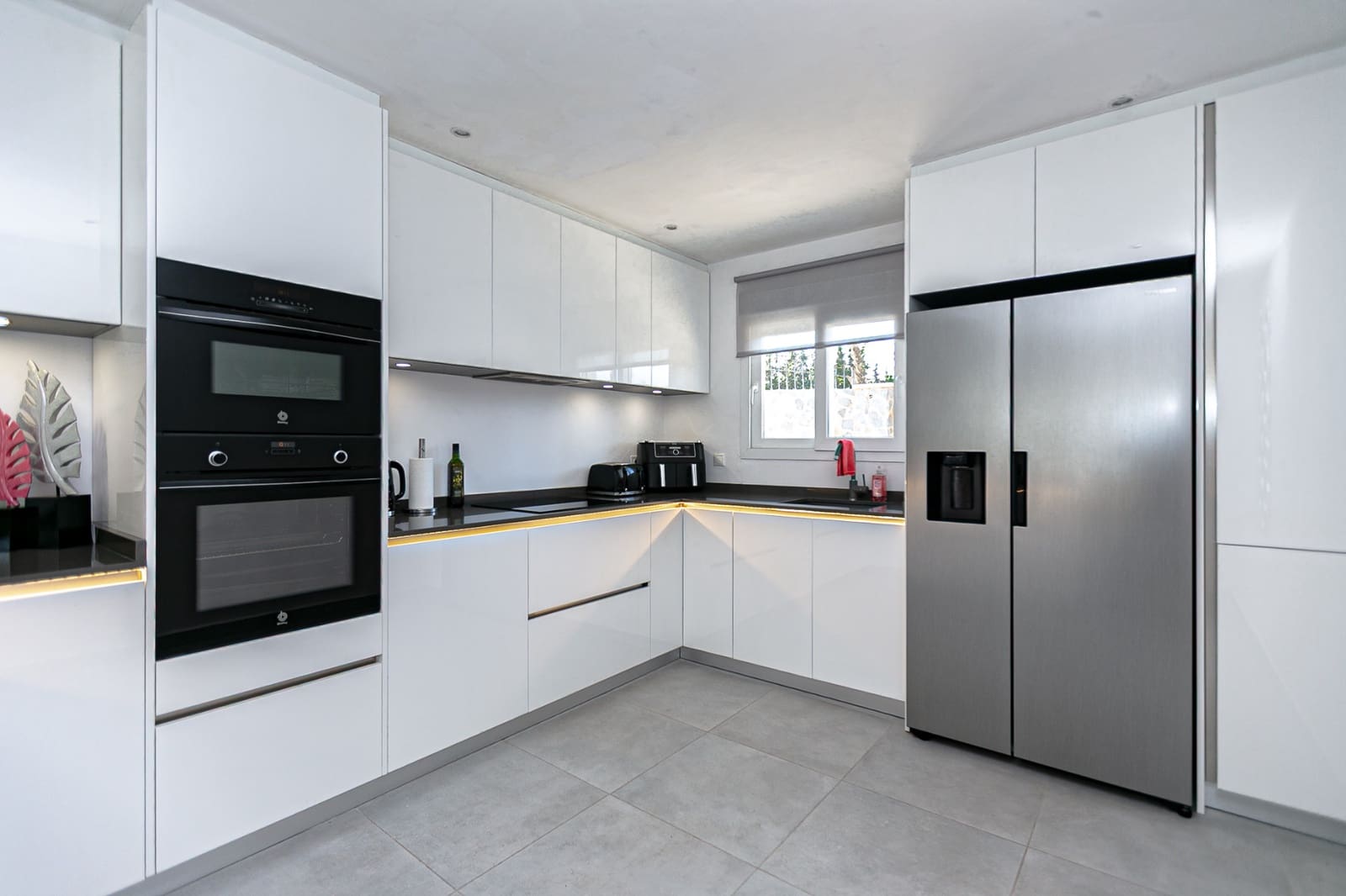 6 sovrum Villa till salu i Campoamor med pool garage - 799 000 € (Ref: 9301650)