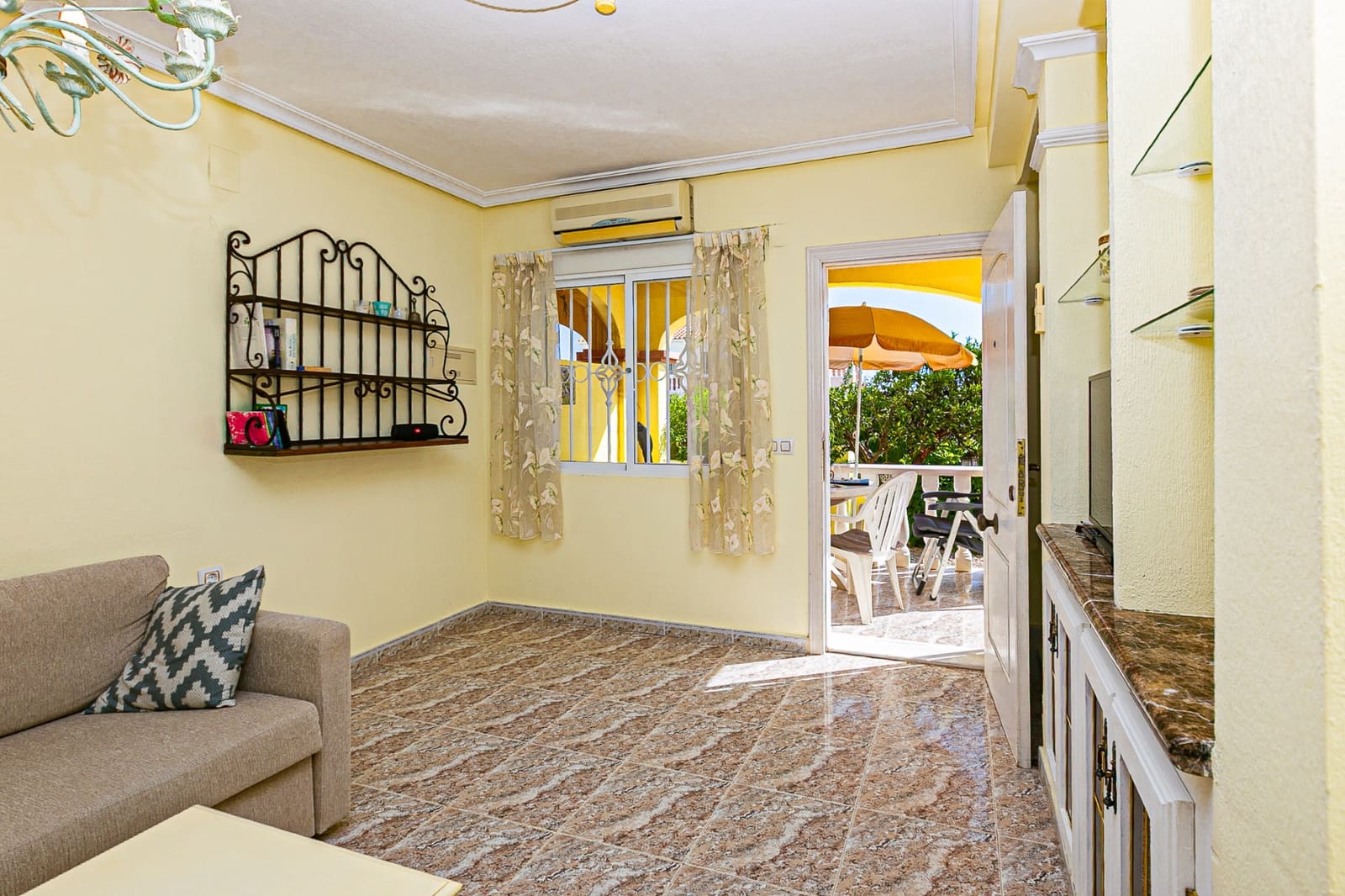 3 bedroom Townhouse for sale in Cabo Roig with pool - € 268,000 (Ref: 9329684)