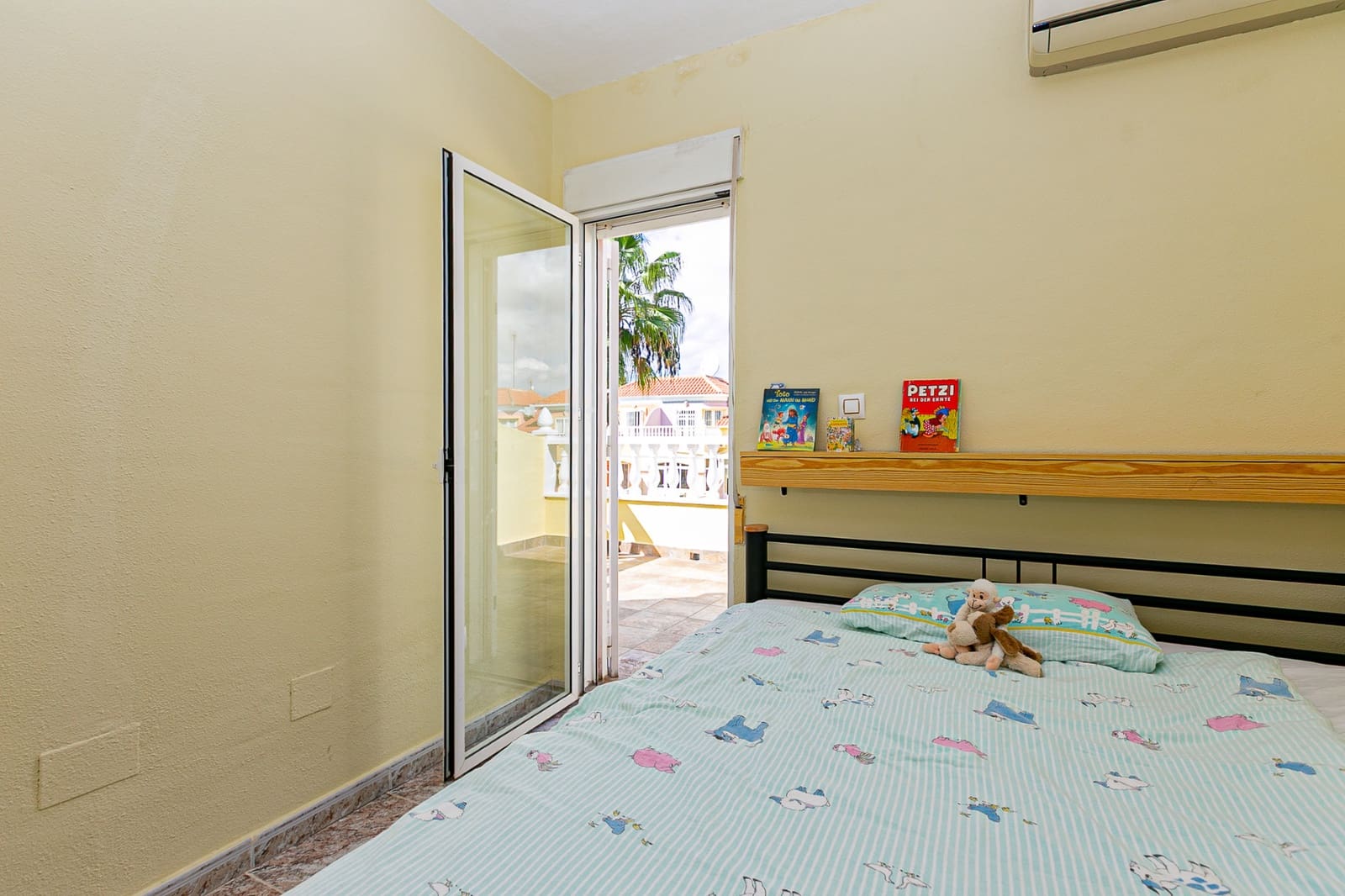 3 bedroom Townhouse for sale in Cabo Roig with pool - € 268,000 (Ref: 9329684)