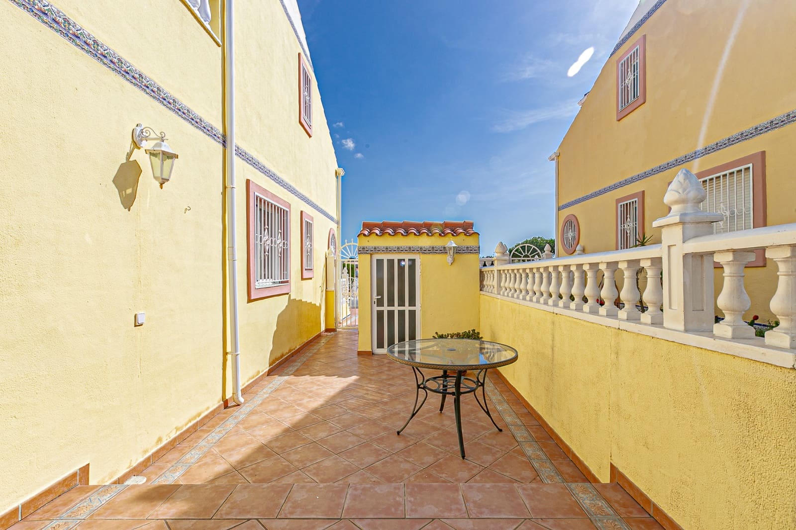 3 bedroom Townhouse for sale in Cabo Roig with pool - € 268,000 (Ref: 9329684)