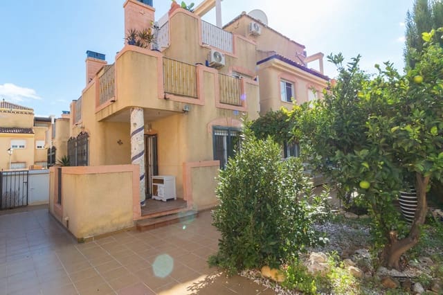 3 quarto Apartamento para venda em La Zenia, Orihuela com piscina - 199 000 € (Ref: 9336959)