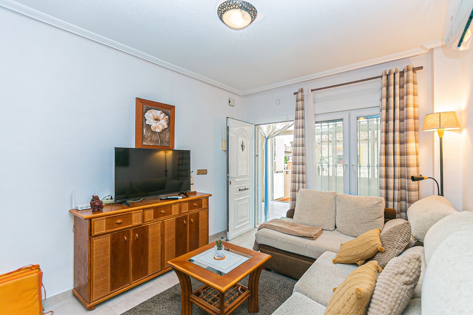 2 makuuhuone Huoneisto myytävänä paikassa La Zenia mukana uima-altaan - 179 900 € (Ref: 9337216)