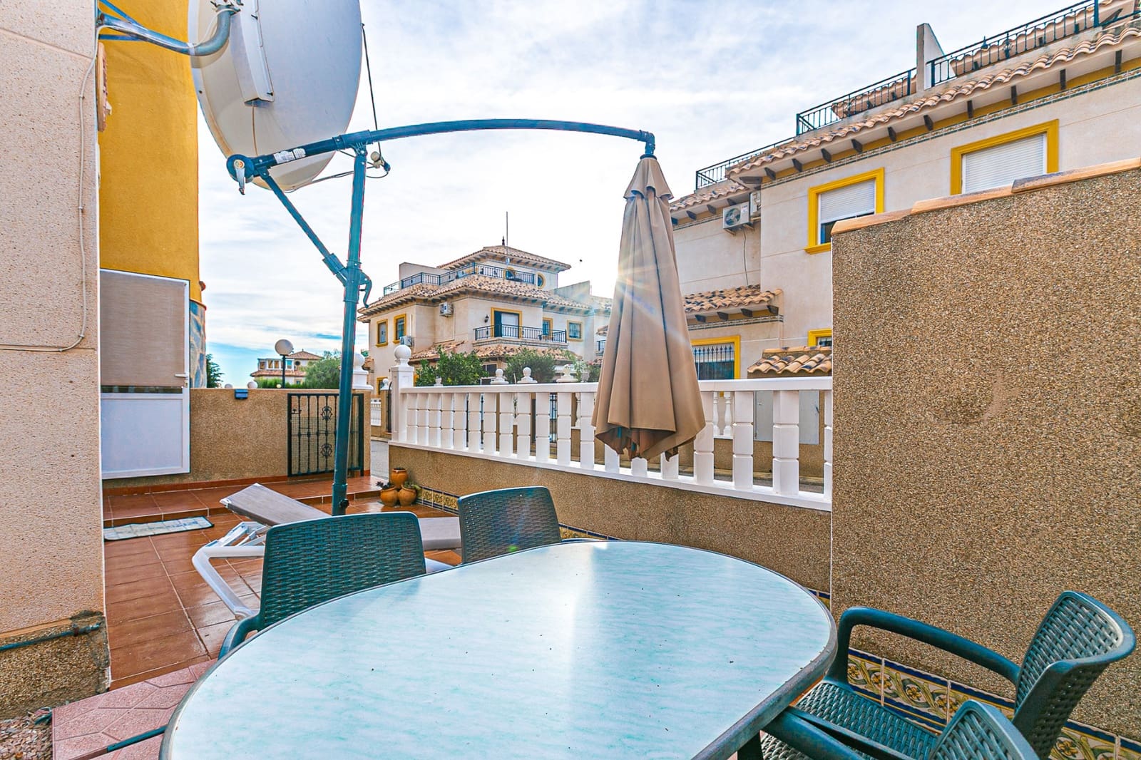 2 makuuhuone Huoneisto myytävänä paikassa La Zenia mukana uima-altaan - 179 900 € (Ref: 9337216)