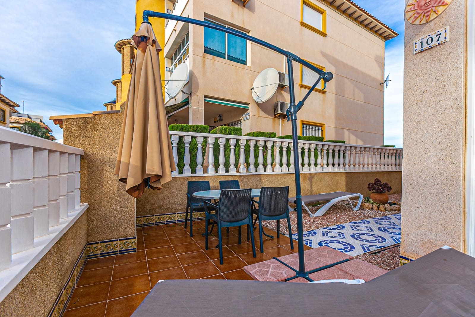 2 makuuhuone Huoneisto myytävänä paikassa La Zenia mukana uima-altaan - 179 900 € (Ref: 9337216)