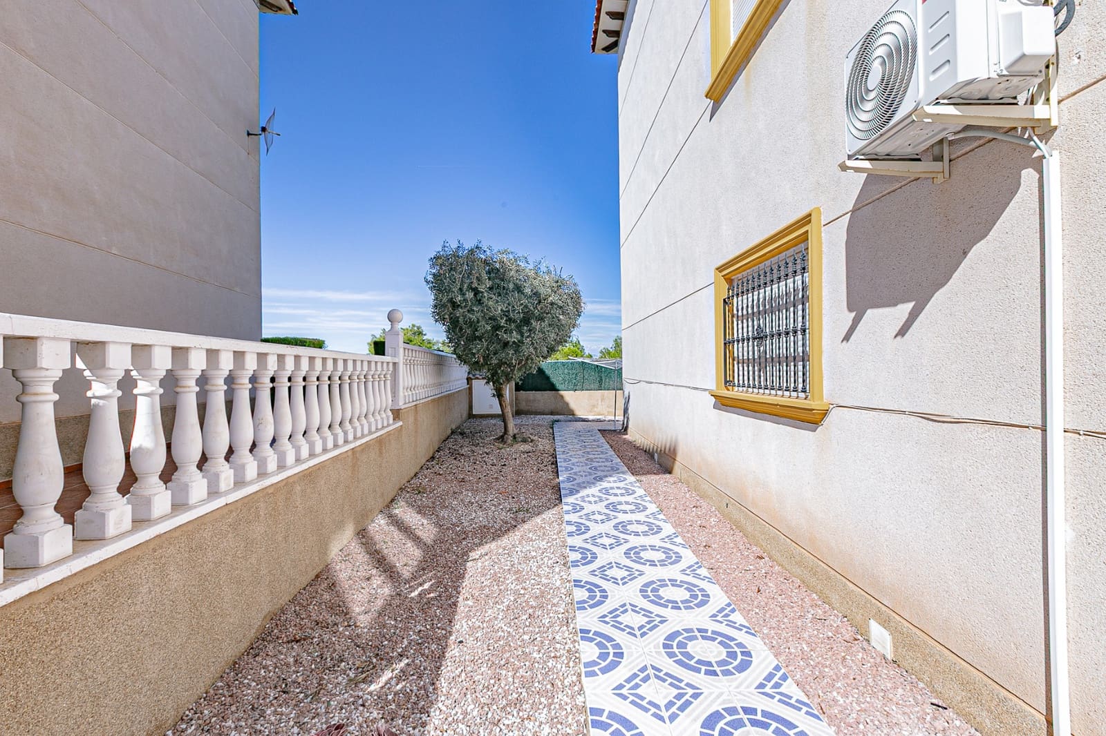 2 makuuhuone Huoneisto myytävänä paikassa La Zenia mukana uima-altaan - 179 900 € (Ref: 9337216)