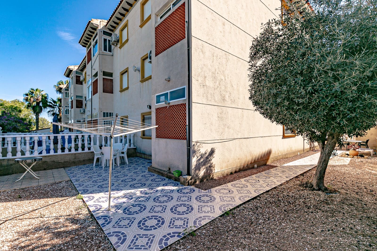 2 makuuhuone Huoneisto myytävänä paikassa La Zenia mukana uima-altaan - 179 900 € (Ref: 9337216)