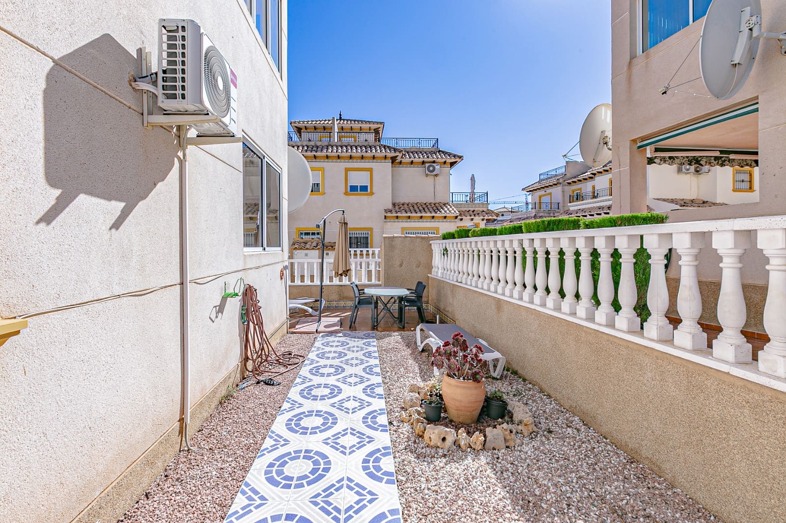 2 makuuhuone Huoneisto myytävänä paikassa La Zenia mukana uima-altaan - 179 900 € (Ref: 9337216)