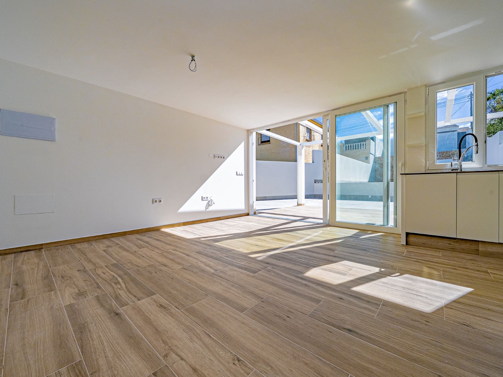 3 soverom Kjedet enebolig til salgs i Los Balcones med svømmebasseng - € 349 000 (Ref: 9345592)