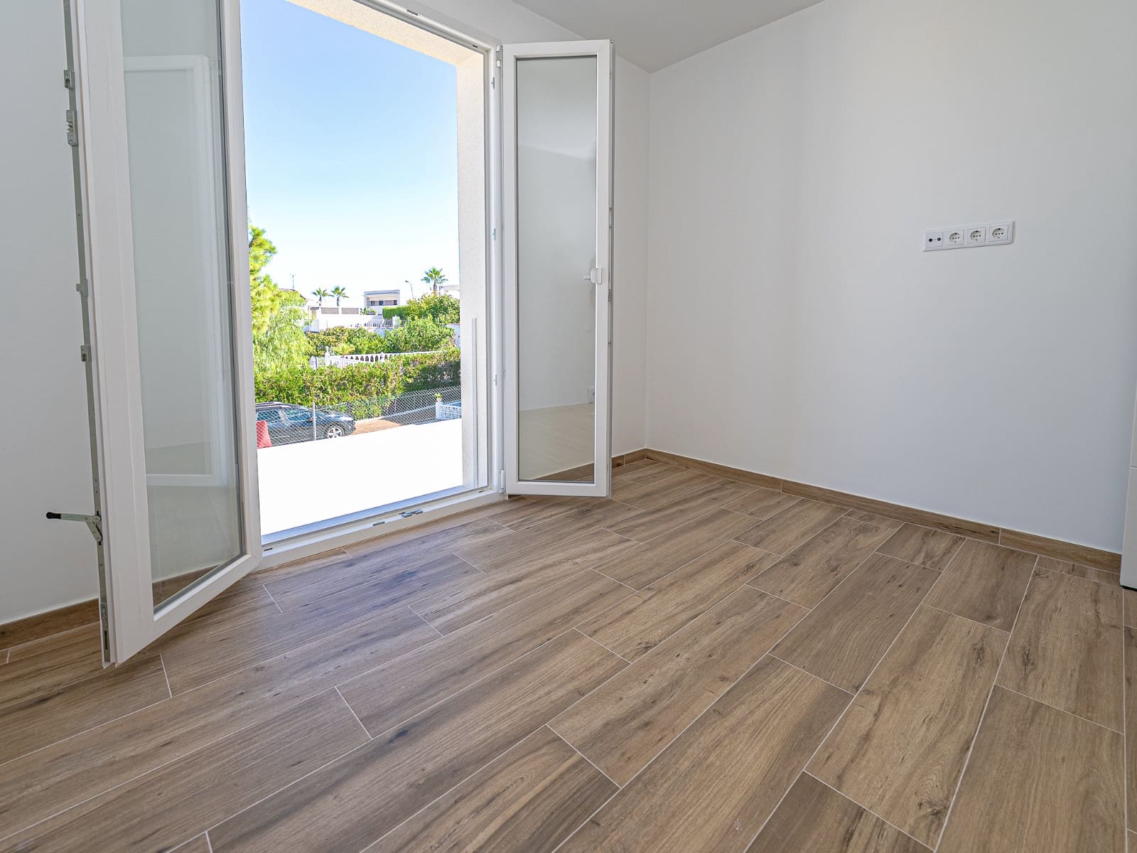 3 soverom Kjedet enebolig til salgs i Los Balcones med svømmebasseng - € 349 000 (Ref: 9345592)