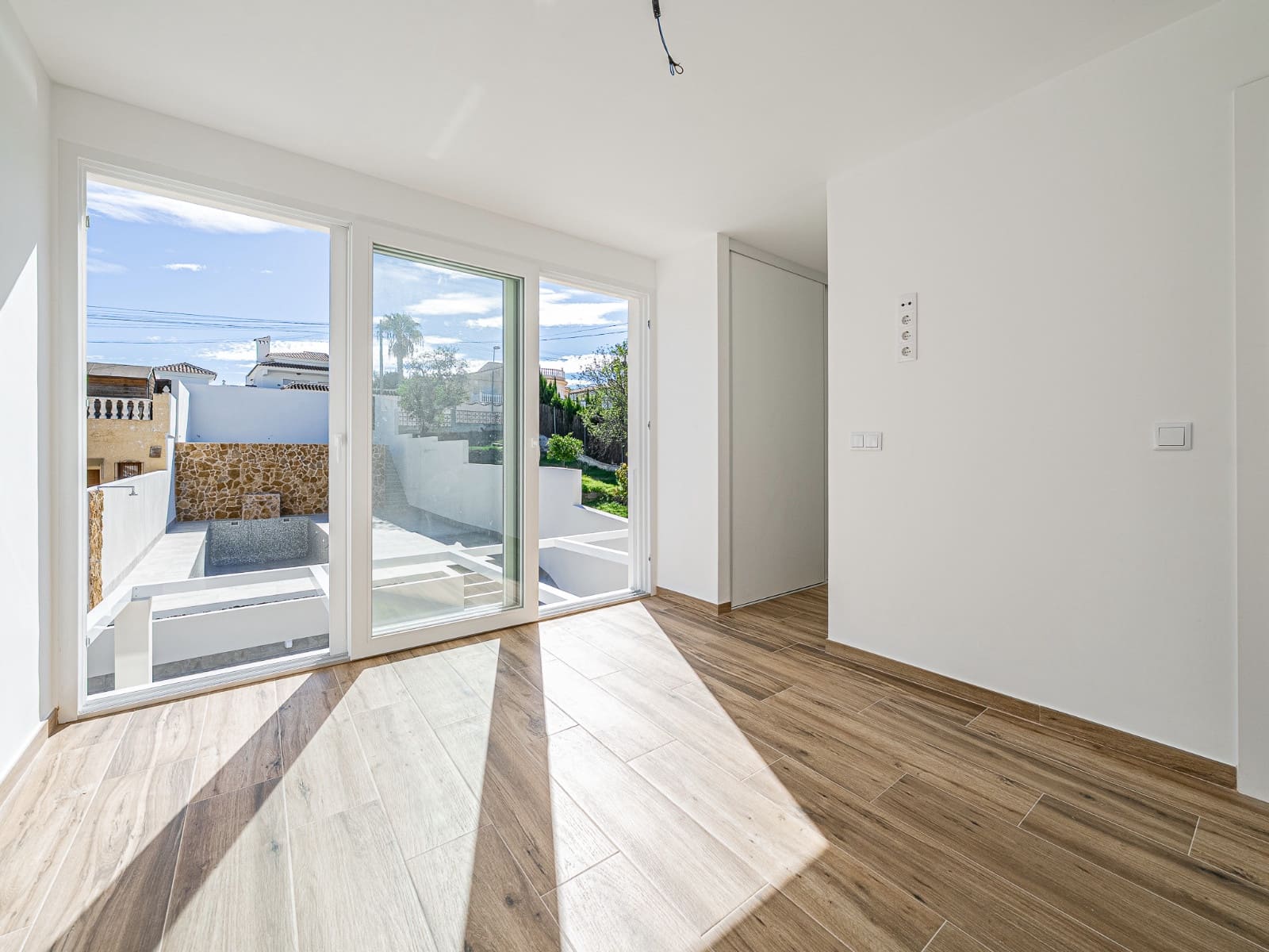 3 soverom Kjedet enebolig til salgs i Los Balcones med svømmebasseng - € 349 000 (Ref: 9345592)