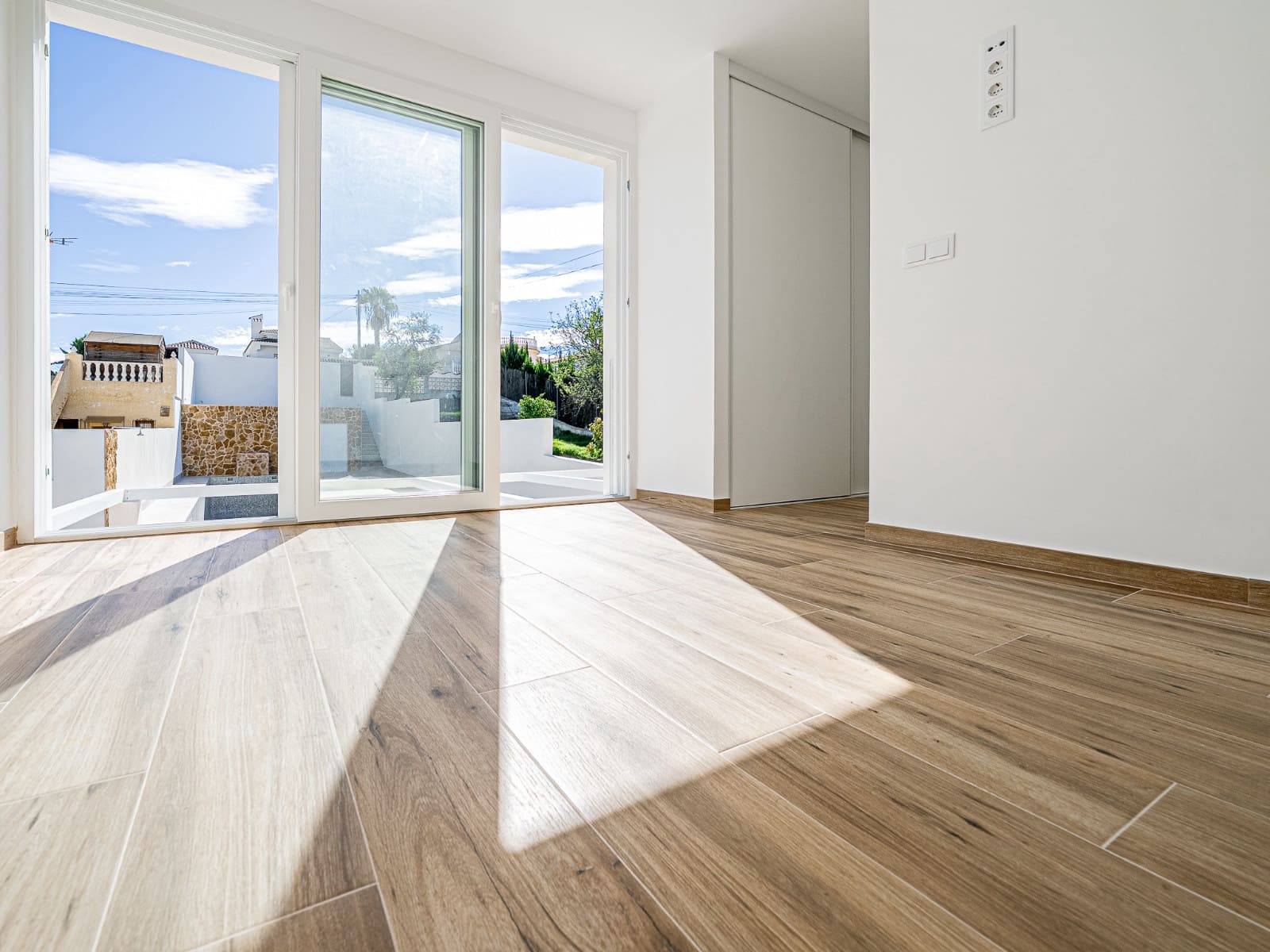 3 soverom Kjedet enebolig til salgs i Los Balcones med svømmebasseng - € 349 000 (Ref: 9345592)