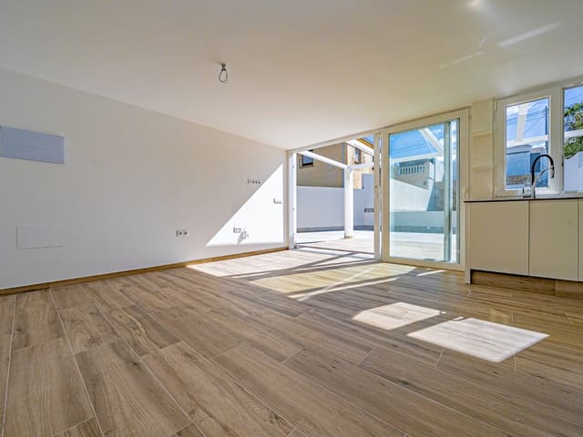 3 chambre Villa/Maison Semi-Mitoyenne à vendre à Los Balcones avec piscine - 349 000 € (Ref: 9345592)