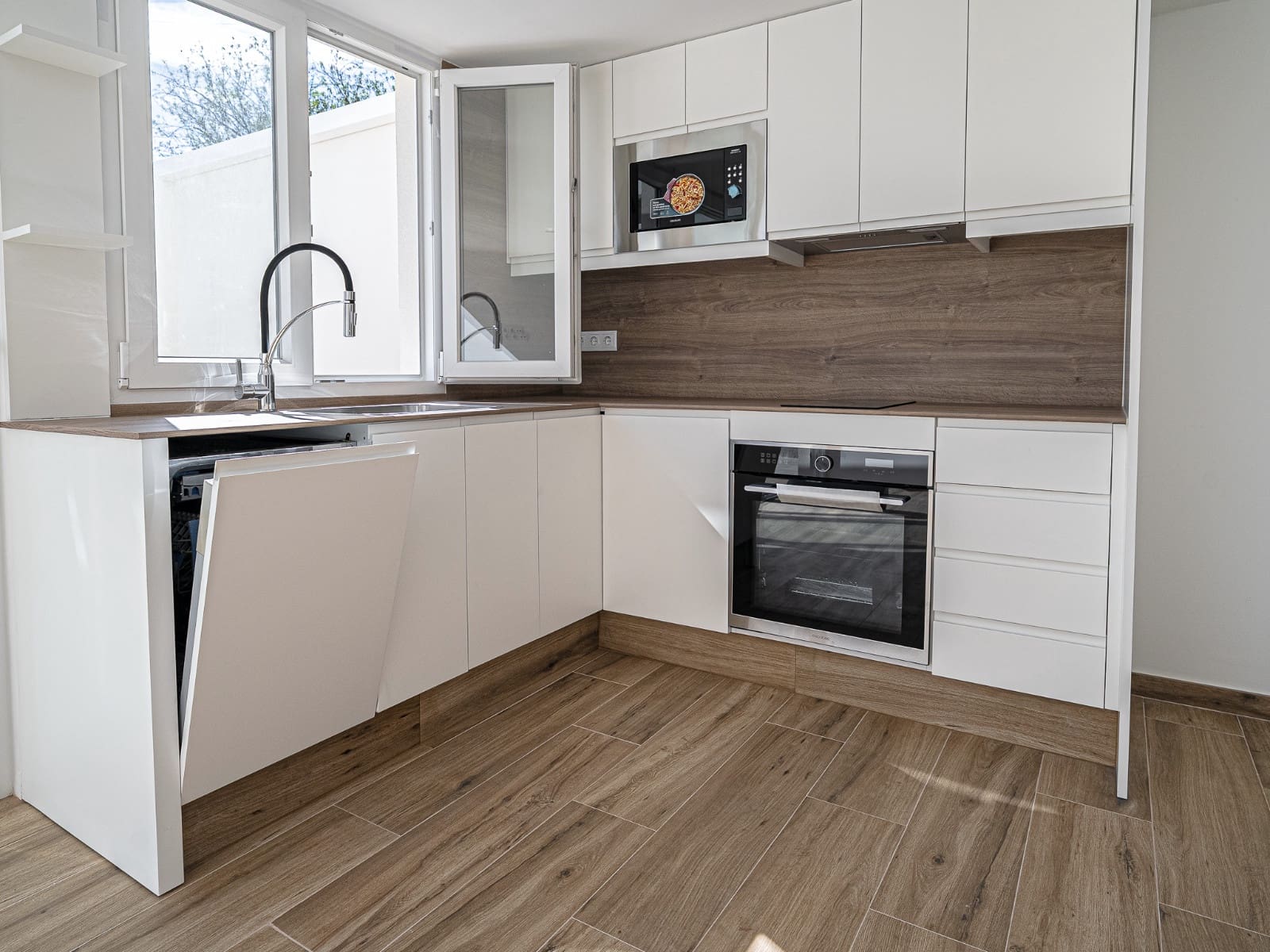 3 soverom Kjedet enebolig til salgs i Los Balcones med svømmebasseng - € 349 000 (Ref: 9345592)