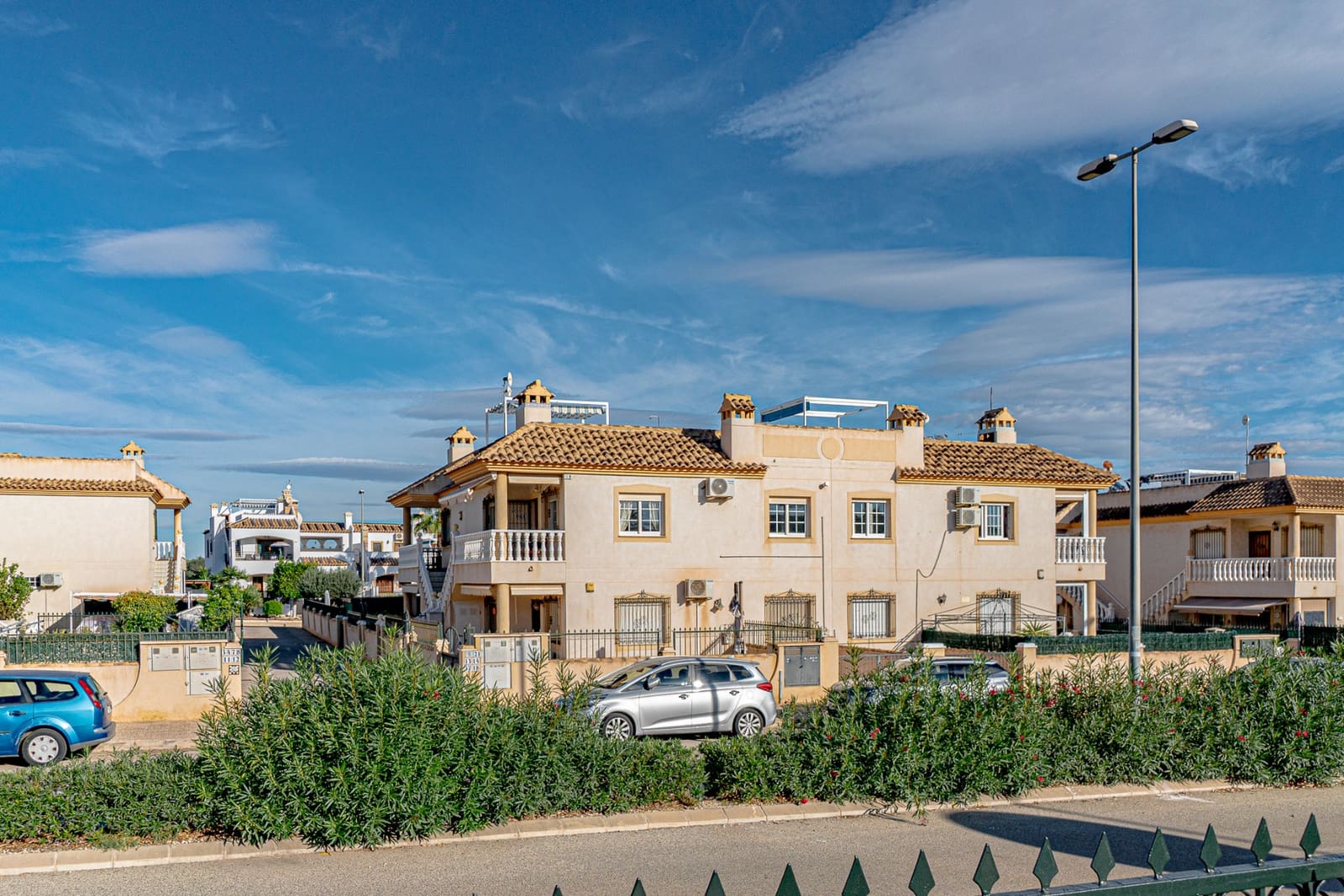 2 sypialnia Penthouse na sprzedaż w Villamartin z basenem - 159 000 € (Ref: 9348036)