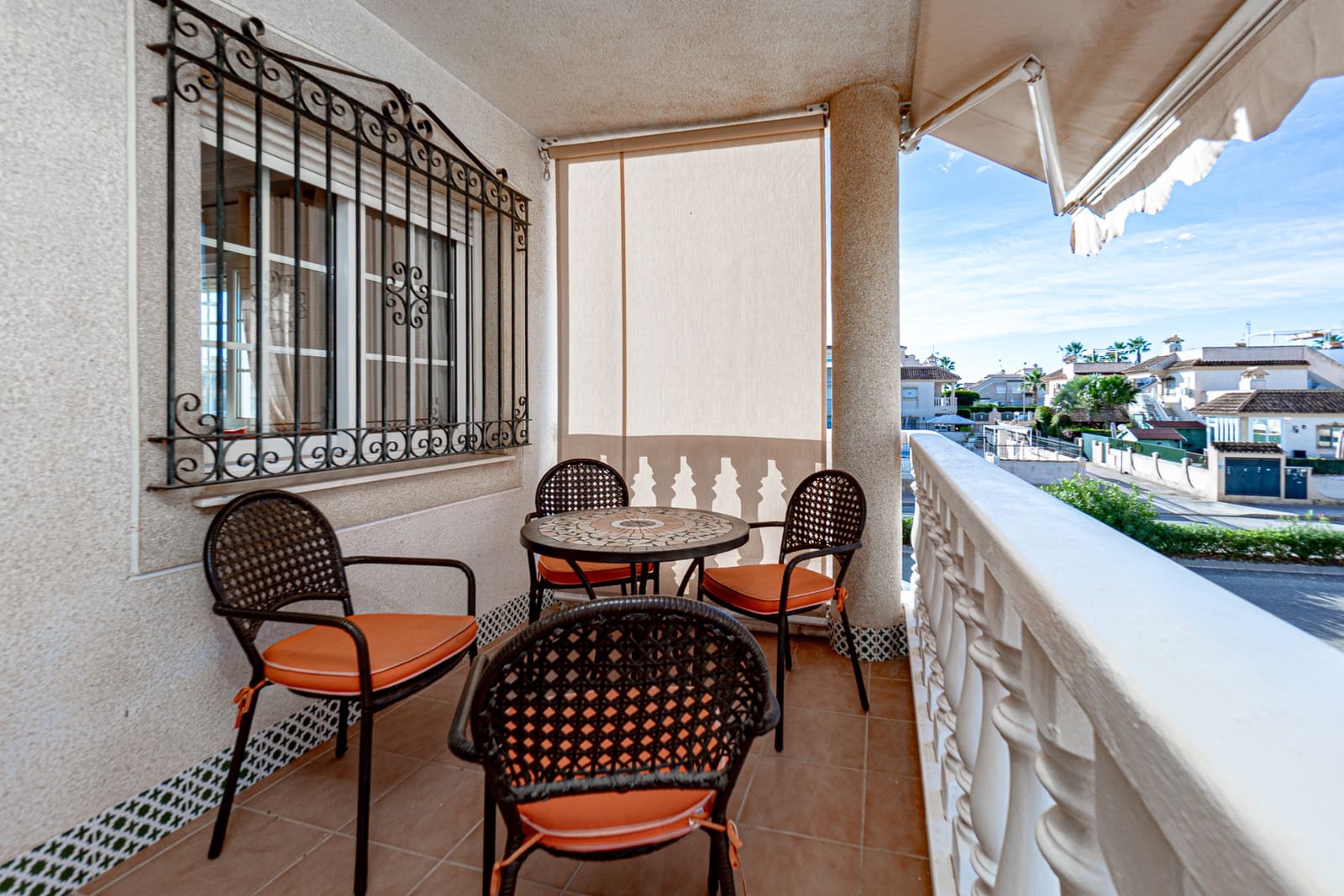 2 sypialnia Penthouse na sprzedaż w Villamartin z basenem - 159 000 € (Ref: 9348036)