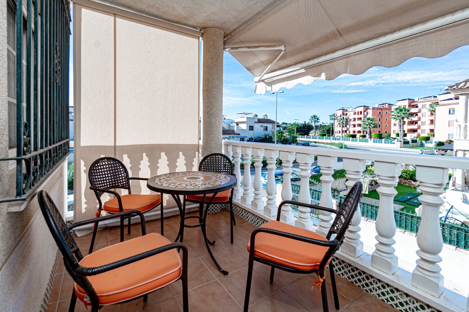 2 sypialnia Penthouse na sprzedaż w Villamartin z basenem - 159 000 € (Ref: 9348036)