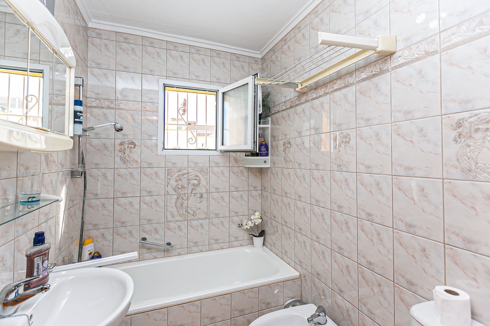 3 sypialnia Dom szeregowy na sprzedaż w Los Altos z basenem - 195 000 € (Ref: 9352850)