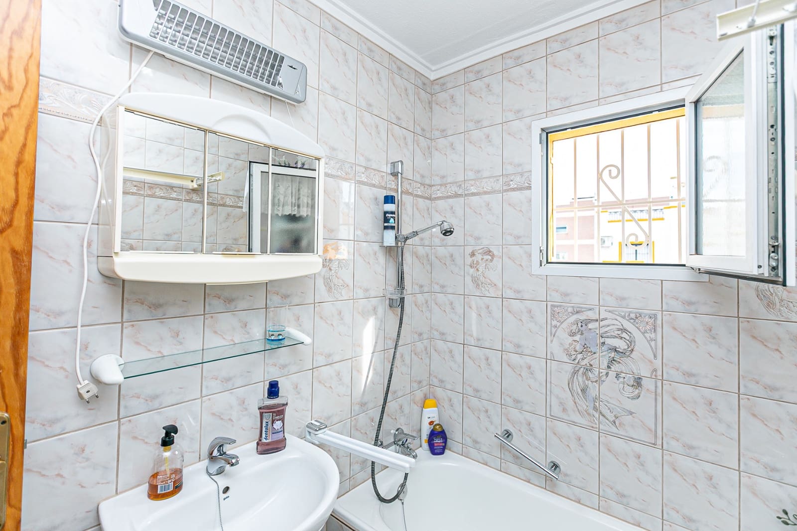 3 sypialnia Dom szeregowy na sprzedaż w Los Altos z basenem - 195 000 € (Ref: 9352850)