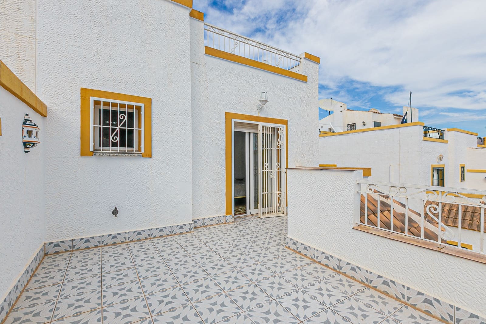 3 sypialnia Dom szeregowy na sprzedaż w Los Altos z basenem - 195 000 € (Ref: 9352850)