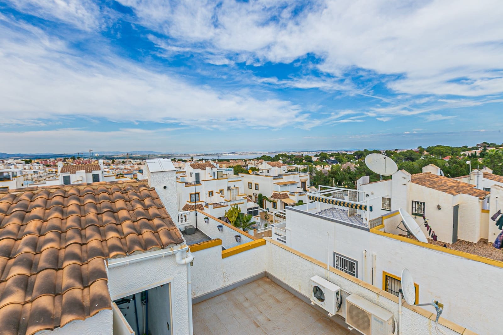 3 sypialnia Dom szeregowy na sprzedaż w Los Altos z basenem - 195 000 € (Ref: 9352850)