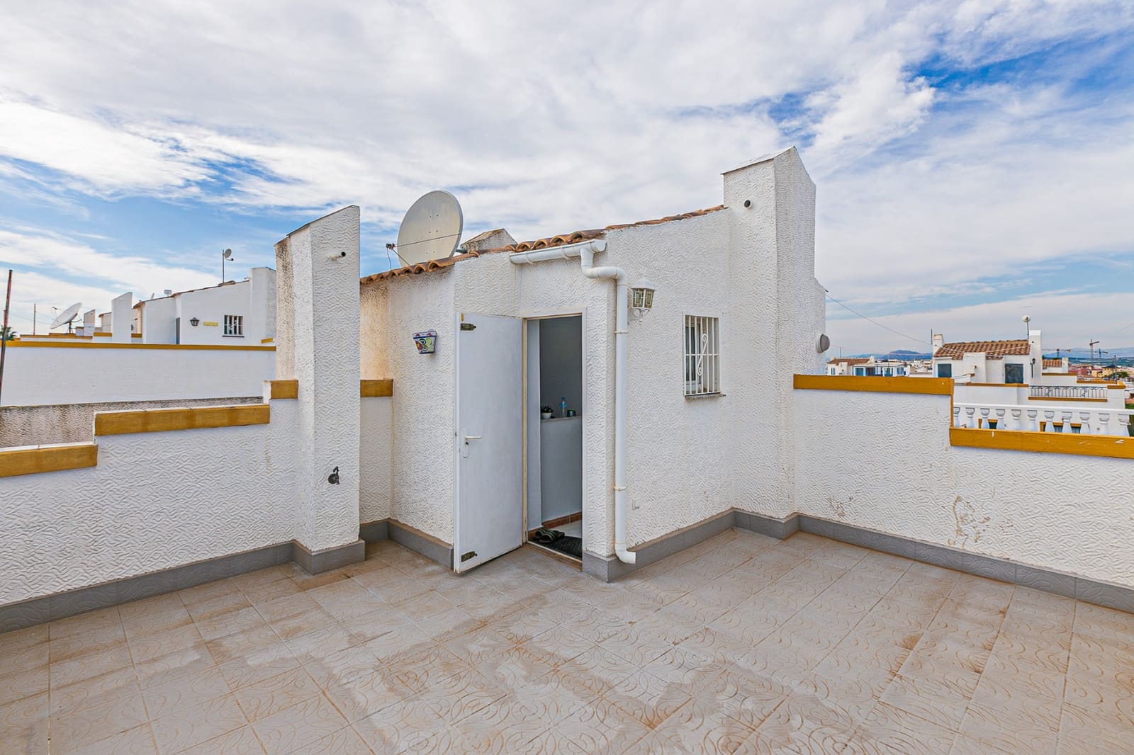 3 sypialnia Dom szeregowy na sprzedaż w Los Altos z basenem - 195 000 € (Ref: 9352850)