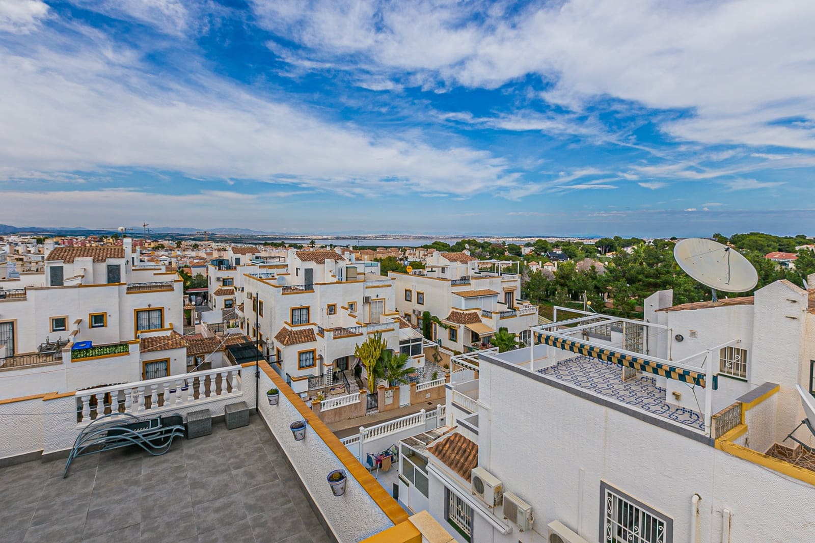 3 sypialnia Dom szeregowy na sprzedaż w Los Altos z basenem - 195 000 € (Ref: 9352850)