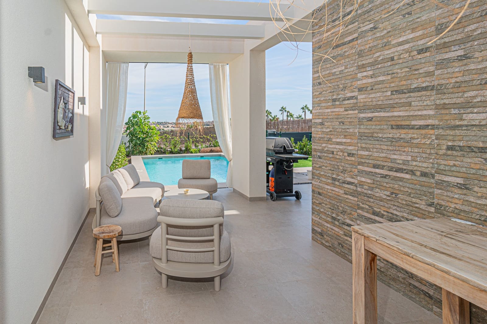 3 bedroom Villa for sale in Algorfa with pool garage - € 660,000 (Ref: 9360292)