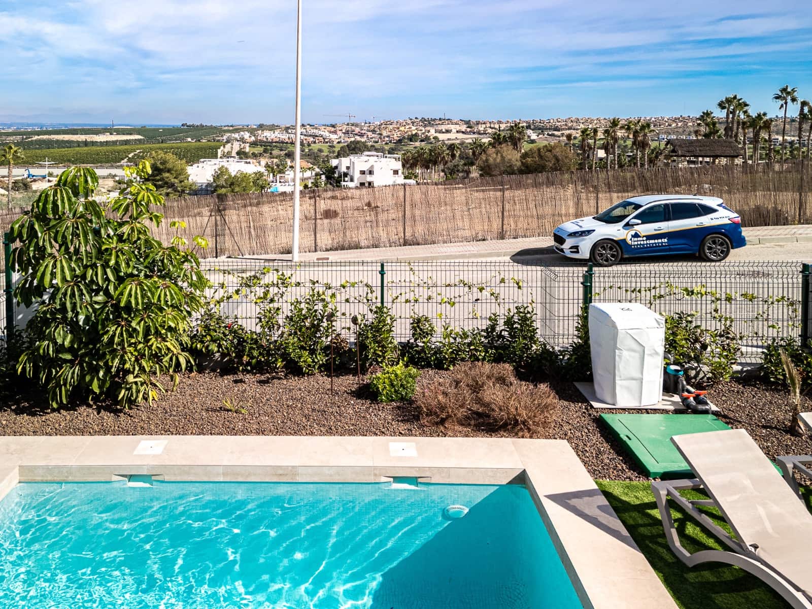 3 bedroom Villa for sale in Algorfa with pool garage - € 660,000 (Ref: 9360292)