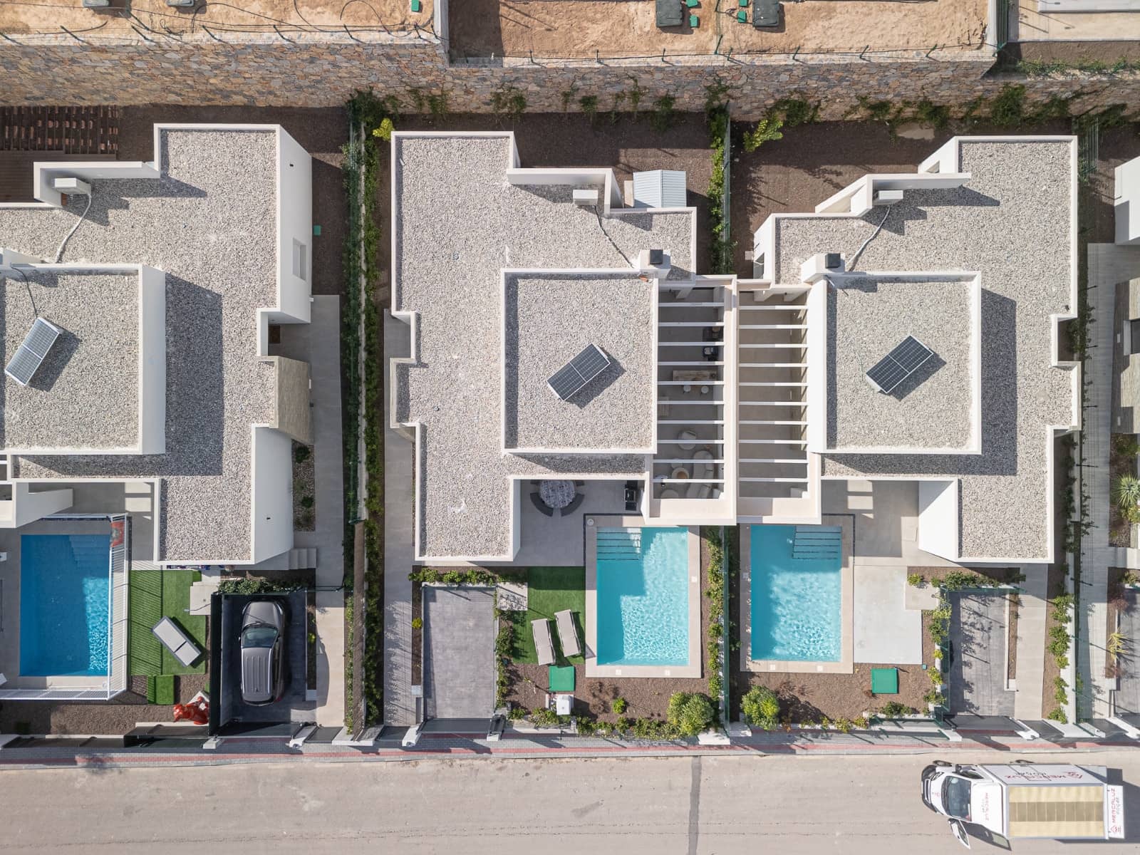 3 soveværelse Villa til salg i Algorfa med swimmingpool garage - € 630.000 (Ref: 9360292)