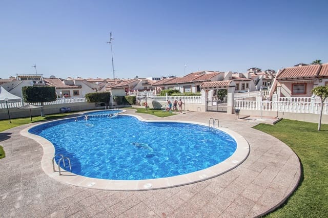 2 makuuhuone Bungalow myytävänä paikassa La Zenia, Orihuela mukana uima-altaan - 185 000 € (Ref: 9360837)