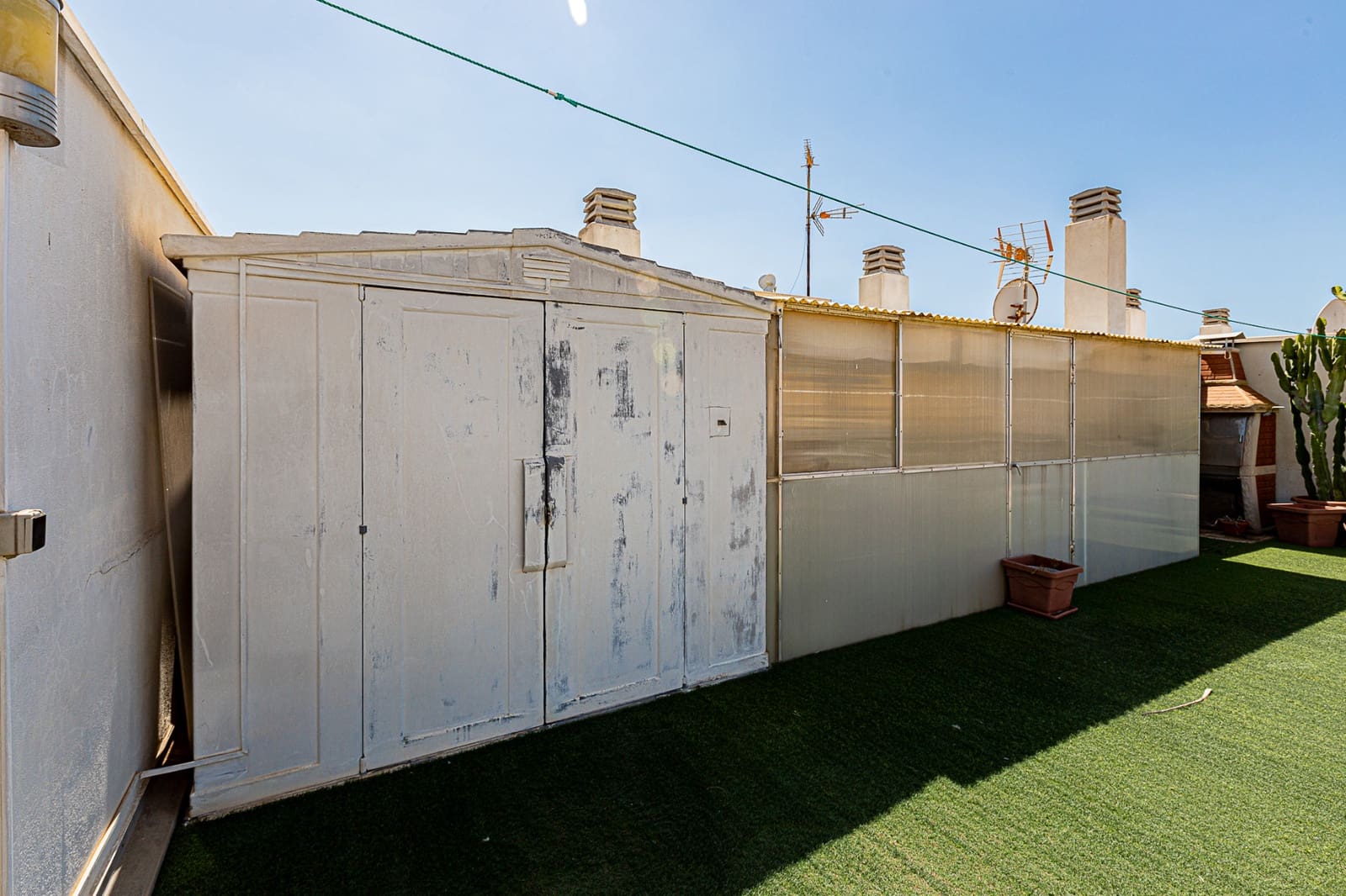 3 bedroom Penthouse for sale in Torrevieja with pool garage - € 259,900 (Ref: 9362871)