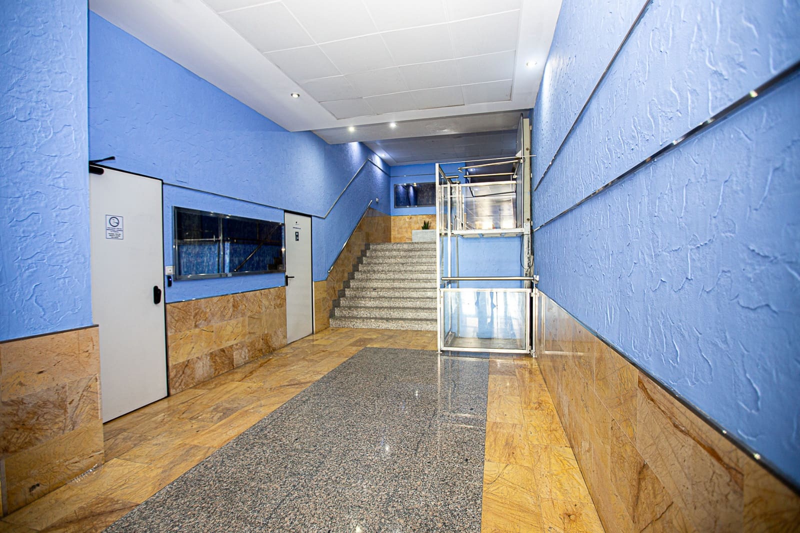 3 bedroom Penthouse for sale in Torrevieja with pool garage - € 259,900 (Ref: 9362871)