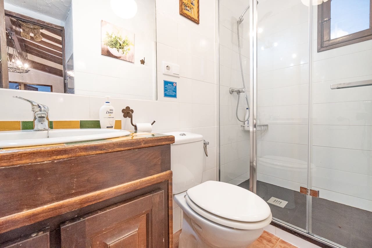 9 chambre Villa/Maison à vendre à Orihuela Costa avec piscine - 690 000 € (Ref: 9362873)