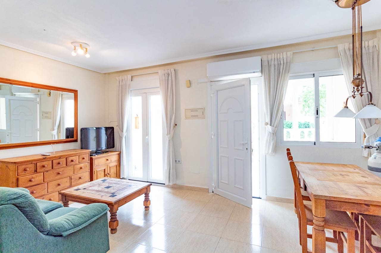 3 soverom Hus til salgs i Playa Flamenca med svømmebasseng - € 189 000 (Ref: 9363058)