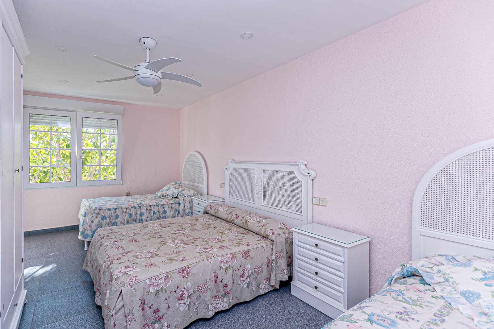 7 quarto Moradia para venda em Cabo Roig com piscina garagem - 1 490 000 € (Ref: 9363059)